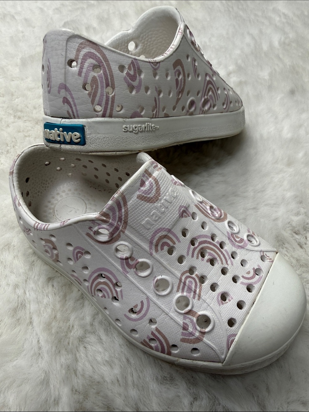 Native Jefferson Sugarlite Slip-On Water Shoes C5 Toddler Child Pink Rainbow